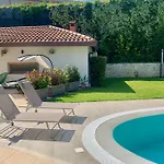Ara Town House * San Giovanni La Punta