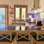 Ara Town House Tatil Evi San Giovanni La Punta