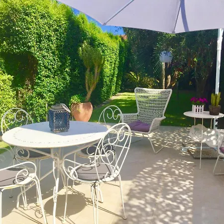 Ara Town House Holiday home