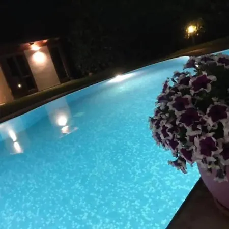 Ara Town House Holiday home *