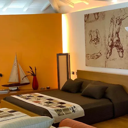 Ara Town House Holiday home