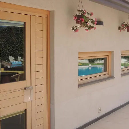 Ara Town House Holiday home